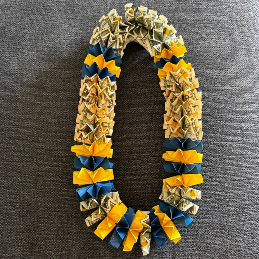 Grad Money Lei
